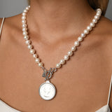 Freshwater pearl necklace with florin
